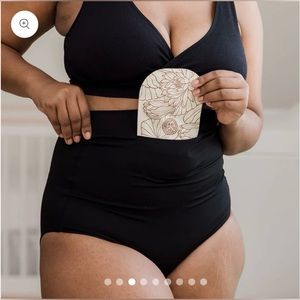 Kindred Bravely Soothing Fourth Trimester Panty with Gel Packs - Size Small